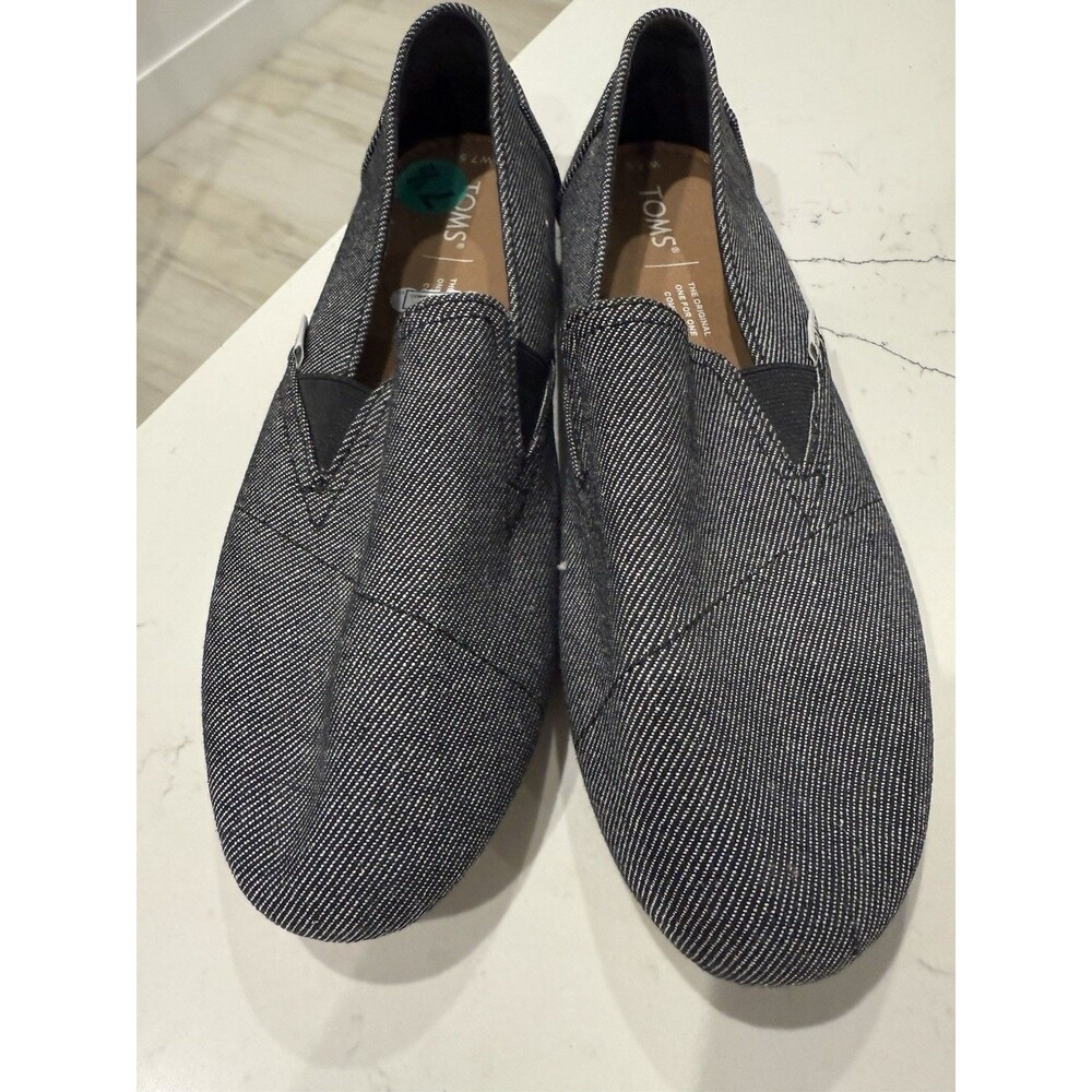 Toms the original One For One gray Fabric Flats SZ 7.5 Very Nice!